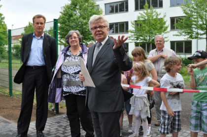 Eröffnung des Spielplatzes am Europaring und Übergabe der Patenschaftsurkunde an den SPD-Ortsverein Magdeburg-Stadtfeld