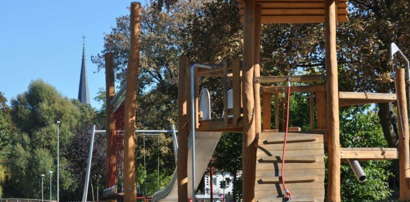 Eröffnung des Spielplatzes am Europaring und Übergabe der Patenschaftsurkunde an den SPD-Ortsverein Magdeburg-Stadtfeld