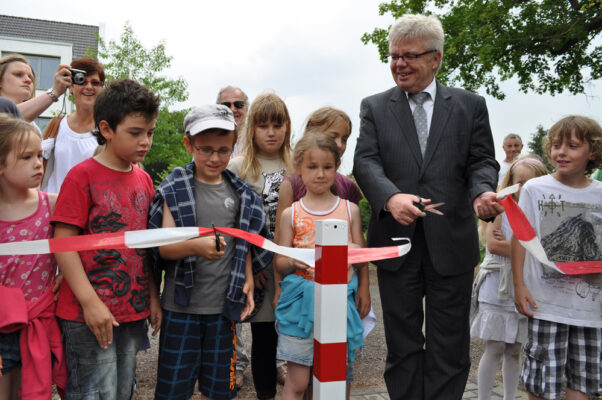 Eröffnung des Spielplatzes am Europaring und Übergabe der Patenschaftsurkunde an den SPD-Ortsverein Magdeburg-Stadtfeld